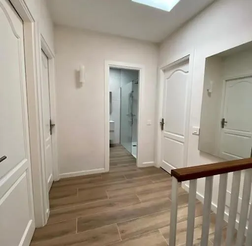 Casa A 5 Minutos Andando De La Playa De La Concha. プラヤ・オンダ