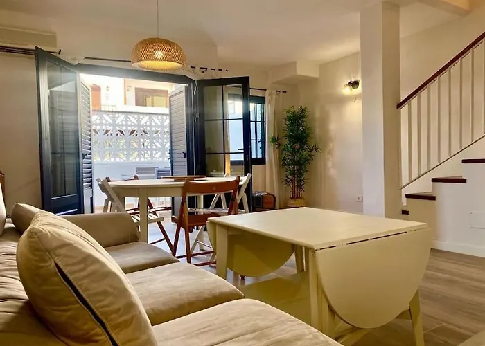 別荘 Casa A 5 Minutos Andando De La Playa De La Concha. *