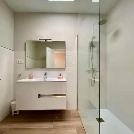 Casa A 5 Minutos Andando De La Playa De La Concha. פלאיה הונדה